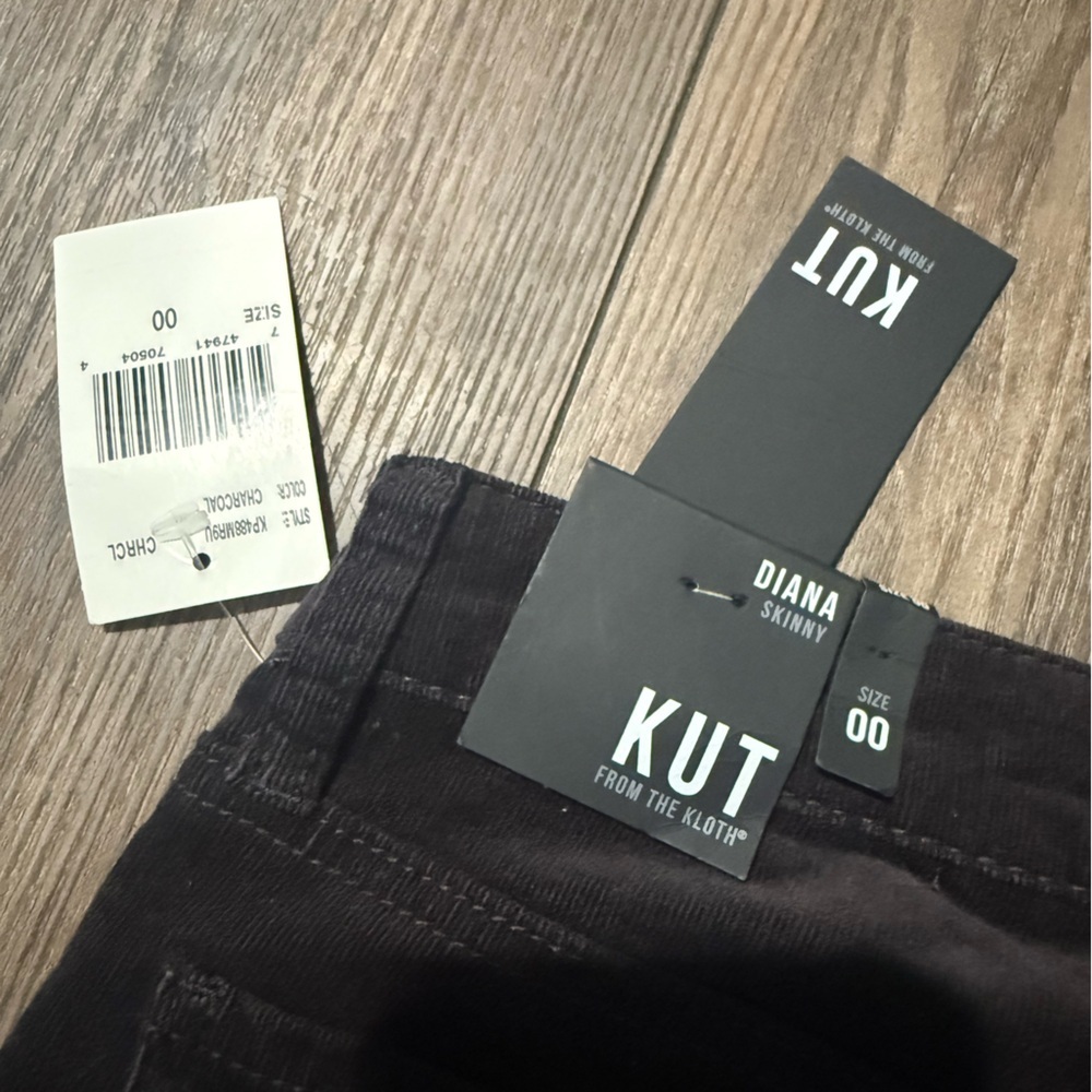 Kut From the Kloth Diana Skinny Corduroy Pants Charcoal Size 00 NWT - Picture 2 of 6